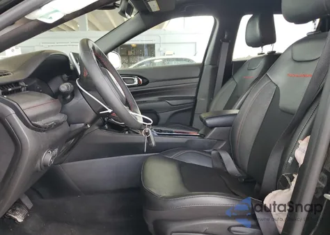 2024 Jeep Compass Trailhawk из США, поврежденный, VIN 3C4NJDDN7RT137520